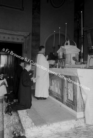 CEREMONY OF FIRST VOWS  FR CLARKE  BRS MATTHEWS AND DAVIS  POSED 6.7.54